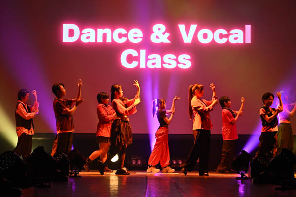 ダンス＆ヴォーカルコースファッションショー02