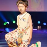 2102Kids01